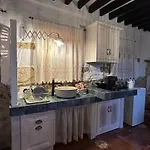 Casas Di Pietra Cos